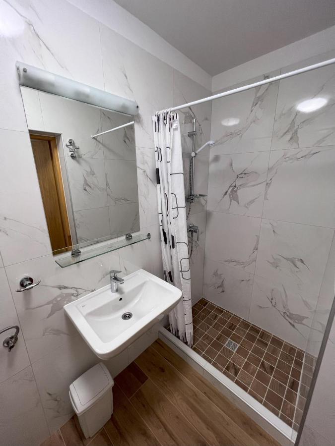 Apartmani Palme Funtana Ngoại thất bức ảnh